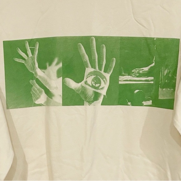 LEVI'S® Skateboard Graphic Long Sleeve T-Shirt Size Large - Picture 6 of 9